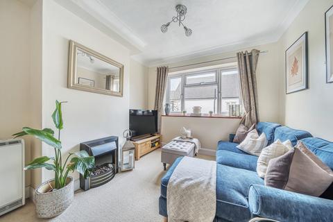 2 bedroom apartment for sale - Beecot Lane, Walton-On-Thames, KT12