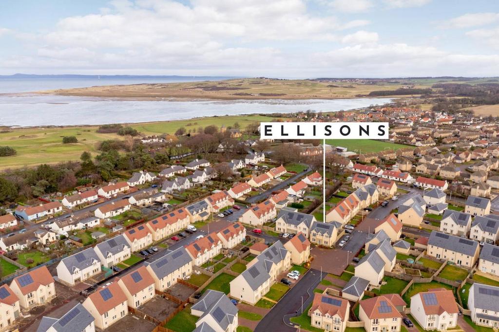 Weavers Loan, Aberlady, East Lothian 4 bed detached house £450,000