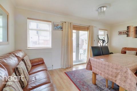 19 Wheatley Crescent, Hayes, UB3 2JF