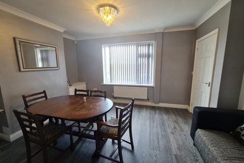 3 bedroom terraced house to rent - Wain Avenue,