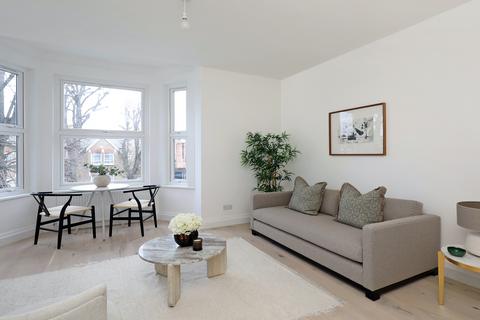Flat 3, 13 Cumberland Park, London, W3 6SY