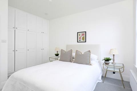 Flat 3, 13 Cumberland Park, London, W3 6SY
