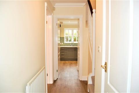 3 bedroom terraced house to rent, Corsbie Close, Bury St Edmunds, Suffolk, IP33