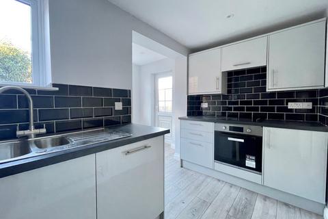 32 Merrivale Road, Exeter, EX4 1PX