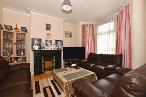 3 bedroom terraced house for sale, Henley Road, Ilford, Essex