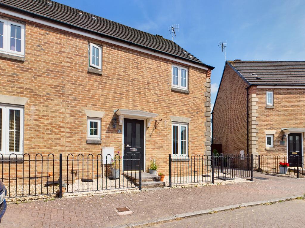 Glan Yr Afon, Gorseinon, Swansea, SA4 3 bed semidetached house £950