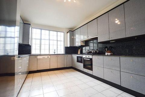 4 bedroom apartment to rent, Strathmore Court, 143 Park Road, St John's Wood, NW8