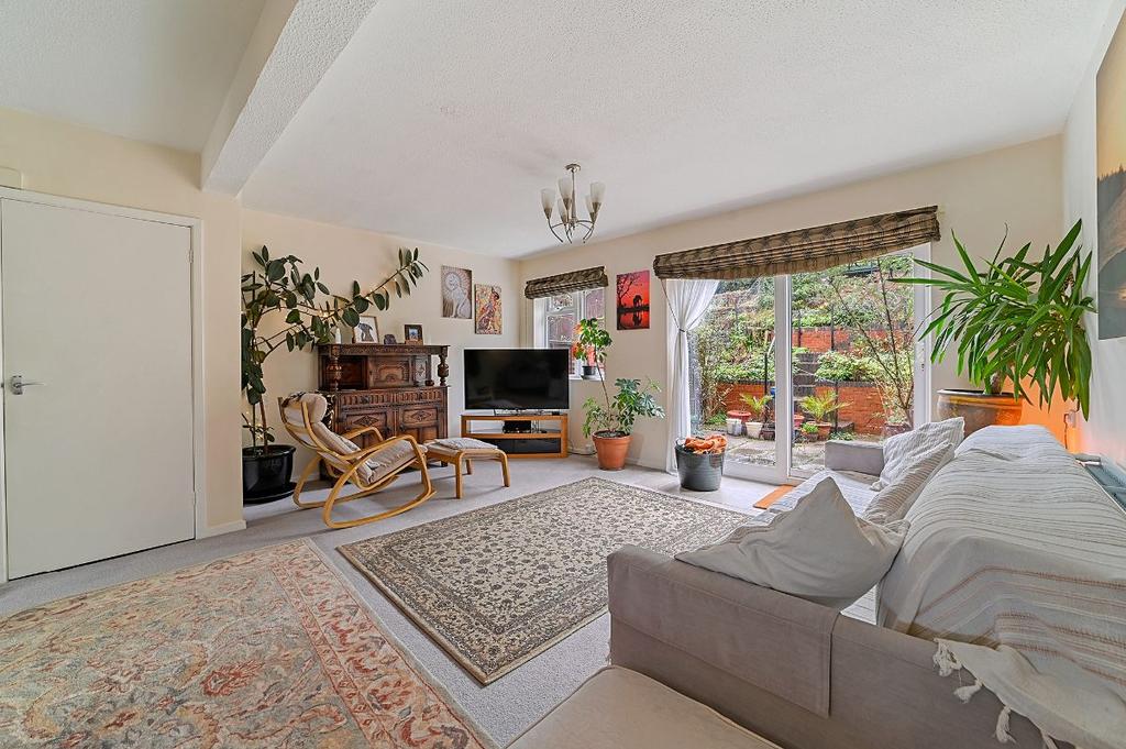 Bridgewood Road, Woodbridge 3 bed terraced house for sale £375,000