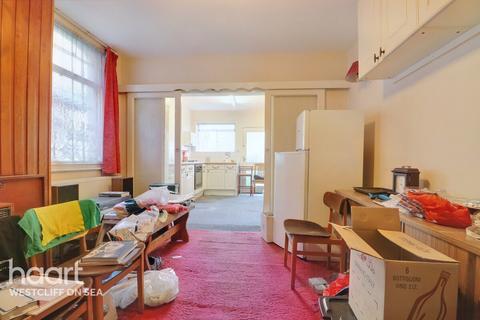 25 Burdett Avenue, Westcliff-on-sea, SS0 7JN