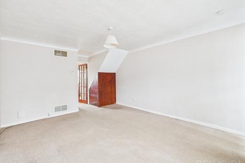 2 bedroom semi-detached house to rent, Henrys Court, Watton, IP25