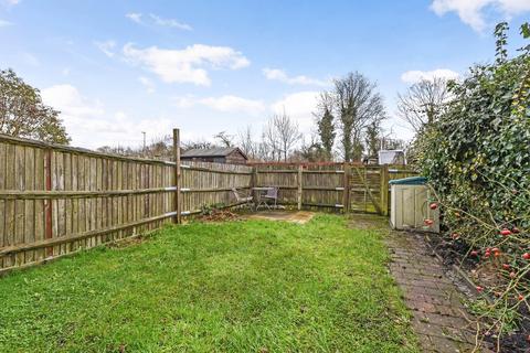 2 bedroom end of terrace house for sale - Linnet Close, Petersfield, Hampshire