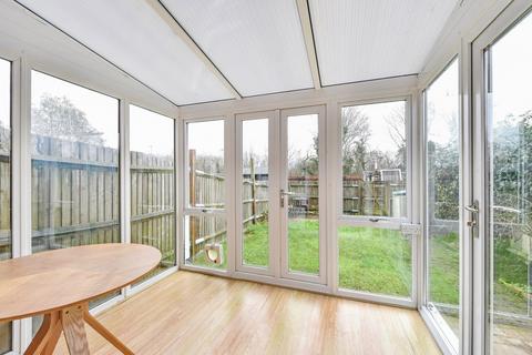 22 Linnet Close, Petersfield, GU31 4RF