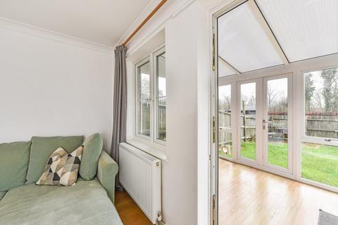 22 Linnet Close, Petersfield, GU31 4RF