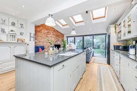 73 Adela Avenue, New Malden, KT3 6LG