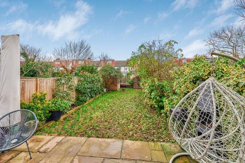 73 Adela Avenue, New Malden, KT3 6LG