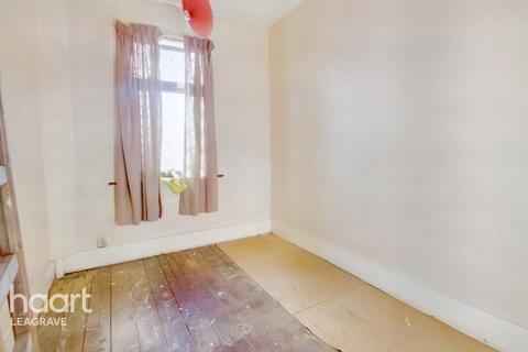 5 Roman Road, Luton, LU4 9DL