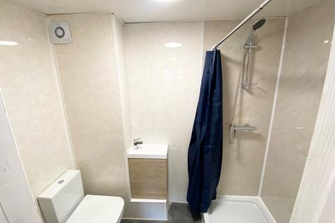 1 bedroom in a house share to rent - Hanover Street, Warrington, WA1