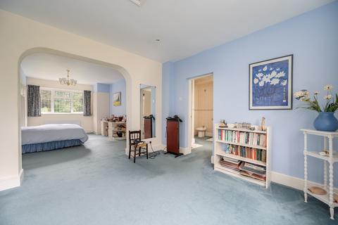 132 Dorridge Road, Dorridge, Solihull, B93 8BN