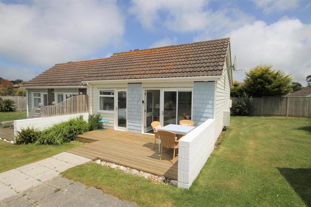 Yarmouth, Isle of Wight 2 bed semidetached bungalow £69,950