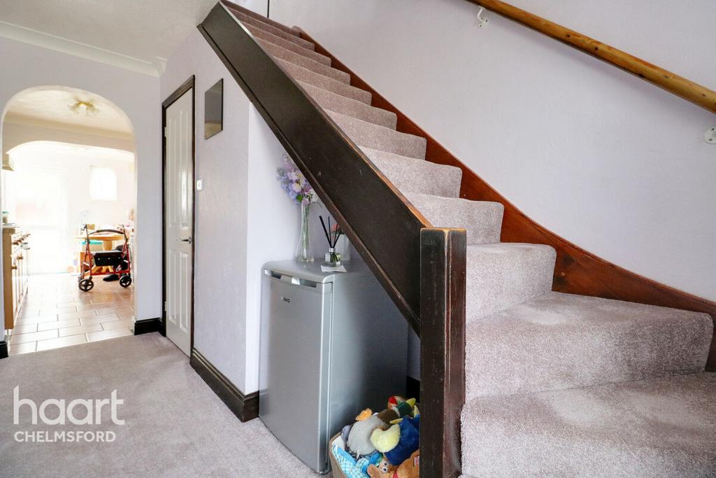 North Avenue, Chelmsford 3 bed semidetached house for sale £350,000