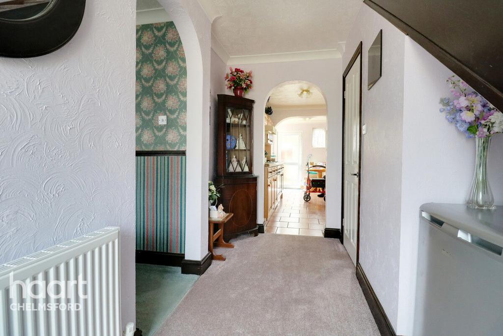 North Avenue, Chelmsford 3 bed semidetached house for sale £350,000