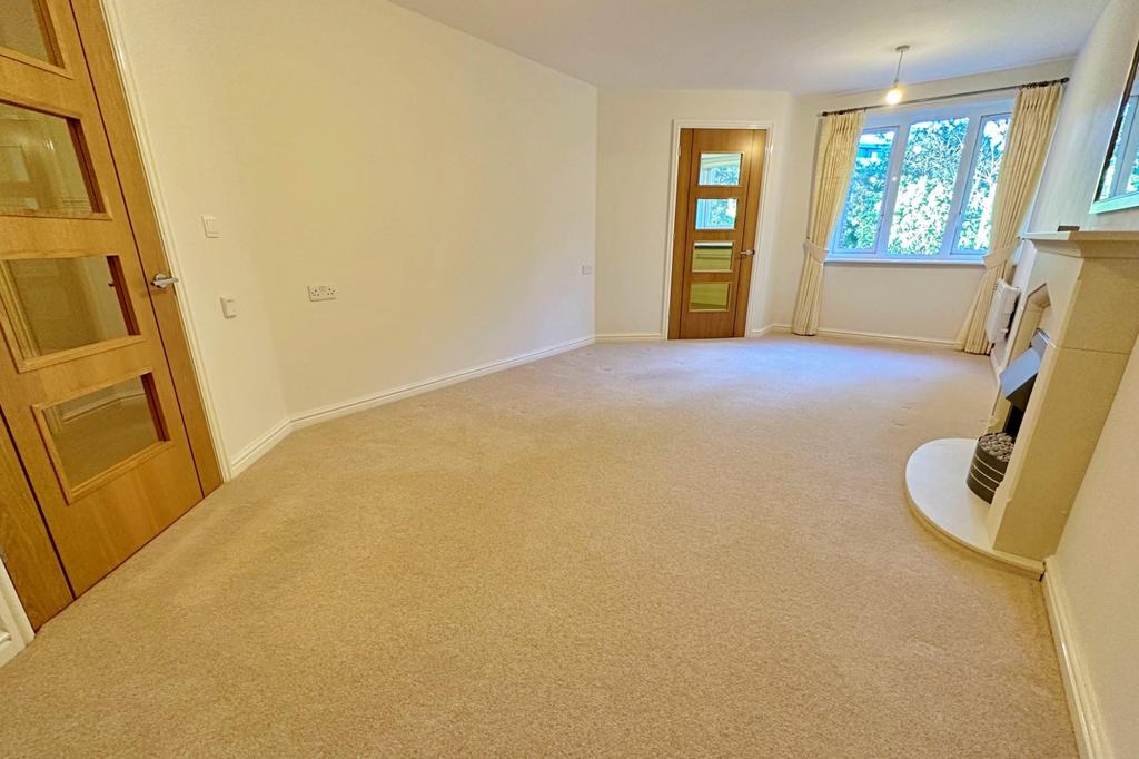 Ferndown 1 bed retirement property for sale £110,000