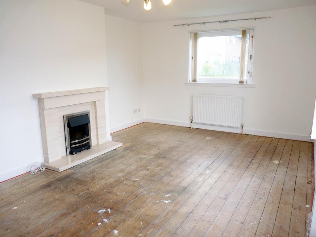 Baillie Drive, East Kilbride G74 2 bed ground floor flat £76,000
