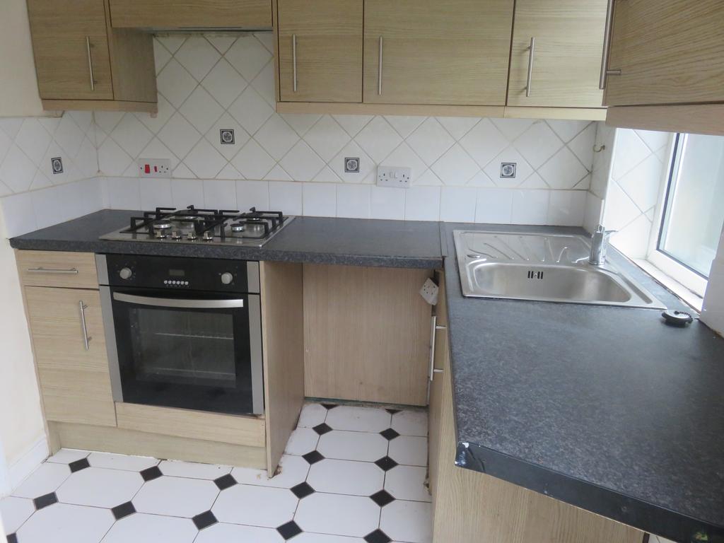 Neville Street, Skipton BD23 3 bed terraced house £185,000