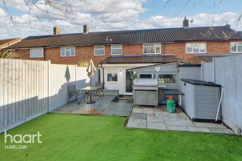 90 Perry Spring, Harlow, CM17 9DH