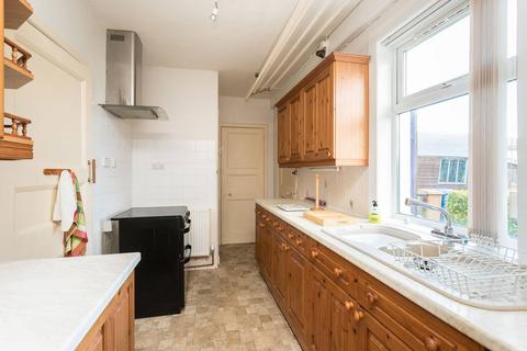 27 Bruce Road, Dundee, DD3 8LJ