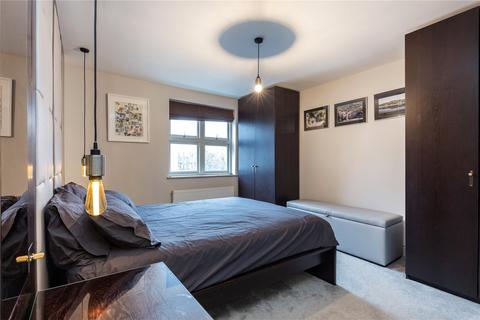 3 bedroom flat to rent, Sara Court, 38 Abercorn Place, London