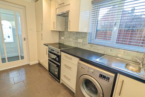 2 bedroom townhouse to rent, The Chase, Ropsley, NG33