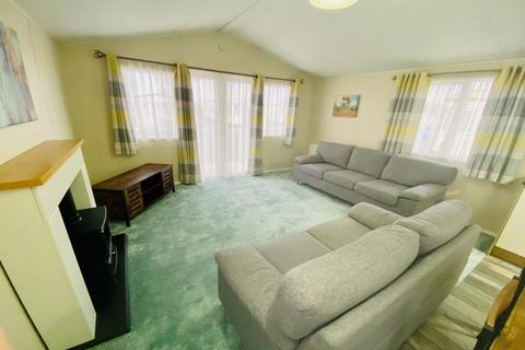2 bedroom park home for sale - Willerby Peppy Brooklyn Holiday Park, Gravel Ln, Southport