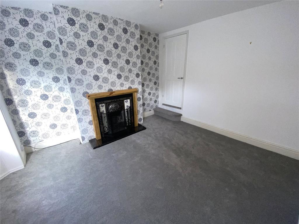 Summer Hill, Halesowen, West... 3 bed terraced house £825 pcm (£190 pw)