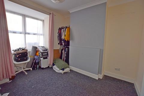 4 bedroom terraced house to rent, William Street, Bognor Regis, PO21