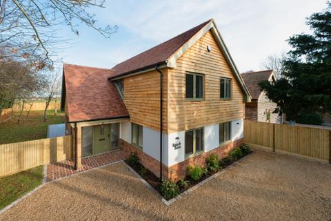 4 bedroom detached house for sale - The Length, St Nicholas at Wade, CT7