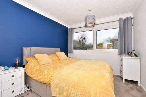 35 Punch Croft, New Ash Green, Longfield, DA3 8HP