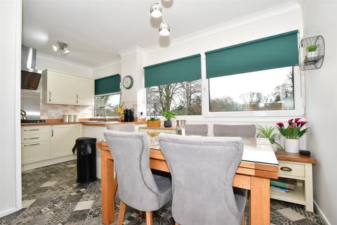 35 Punch Croft, New Ash Green, Longfield, DA3 8HP