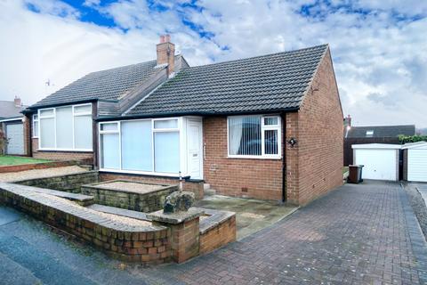 2 bedroom bungalow to rent, Croft House Walk, Morley, LS27