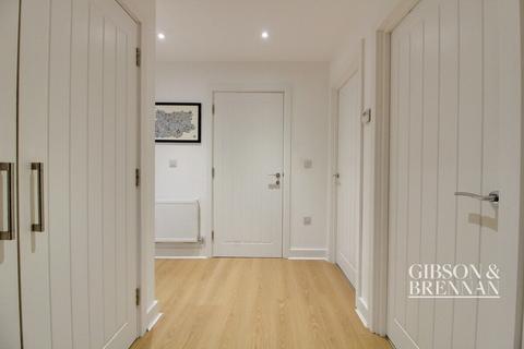 Apartment 16, Pullman Court Pullman Square, Grays, RM17 6FN