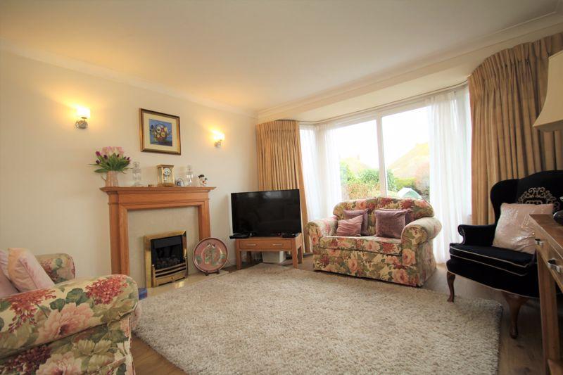 The Ryde, LeighOnSea 2 bed detached bungalow £535,000