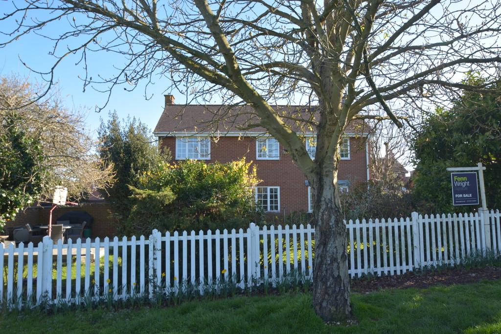 Great Totham, Essex, CM9 8PB 4 bed detached house £575,000