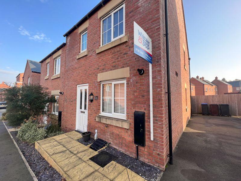 Zurich Avenue, Biddulph, ST8 7FA 3 bed semidetached house £210,000