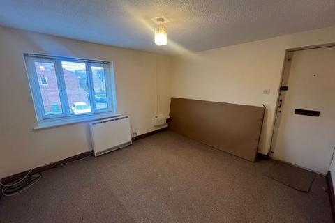 1 bedroom apartment to rent, Oaktree Crescent, Bristol