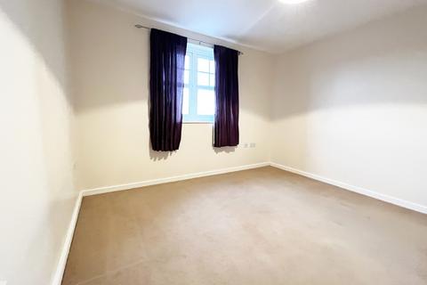 2 bedroom apartment to rent, College Fields, Widnes