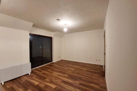 undefined, Bentick Road, West Drayton, Greater London, UB7