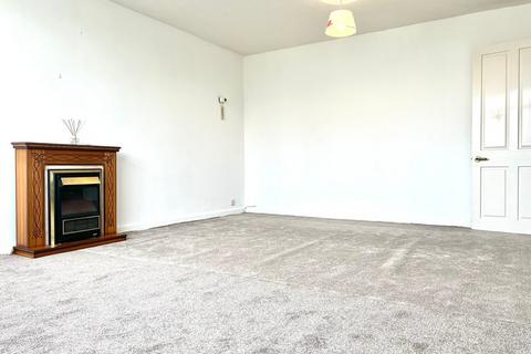 2 bedroom flat to rent, Cornwall Road, Hatch End