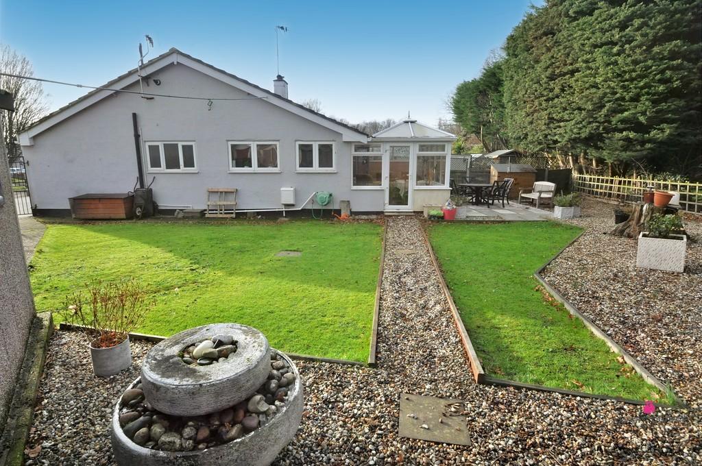 Lynton Road, Hadleigh 2 bed semidetached bungalow for sale £410,000