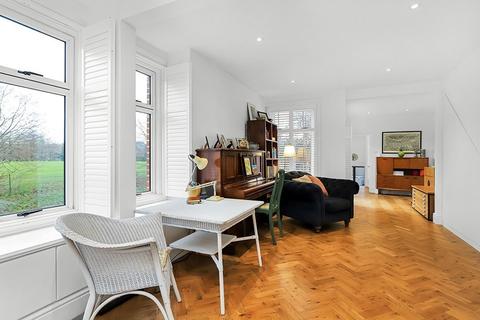52 Monks Road, Hyde, Winchester, SO23 7EQ