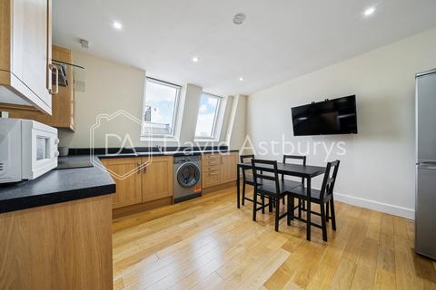 3 bedroom apartment to rent, Camden Road, Holloway Islington, London